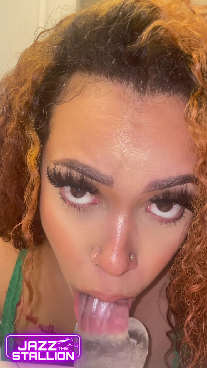 Jazz The Stallion: Evde gırtlak eğitimi uygulaması