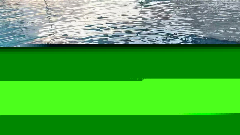 NamiQseiiin: Nella piscina dei miei genitori