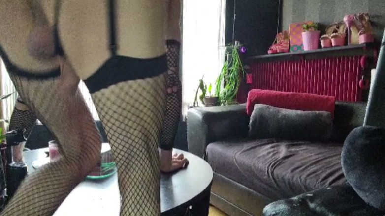 VaneSsa BiTCHx: French Transvestite in Police Uniform, Cum 25:17, Vanessabitchx Parischiennetrvprod