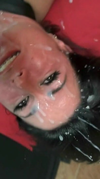 Provocarea masturbării! Cine ejaculează mai departe?