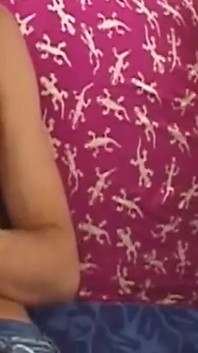 MILF sultry si rambut coklat menjolok pepek basah hingga orgasme meletup