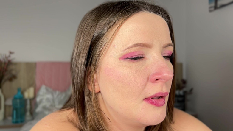 Mary Jay: Meine Nasen Jucken Macht Mich Verrückt. Auswahl Vor Der Kamera