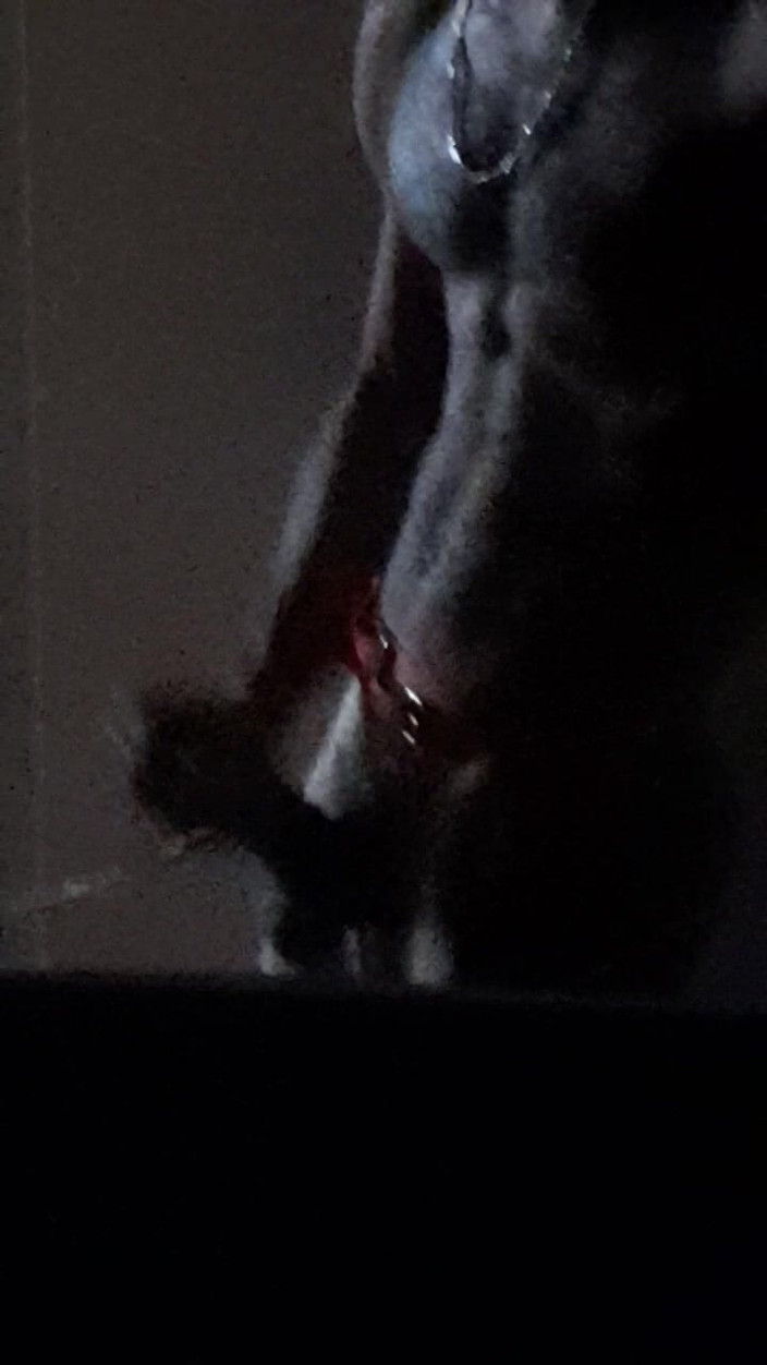 Dorian DomTop: Возбужденная Xmas Deer начала мастурбировать