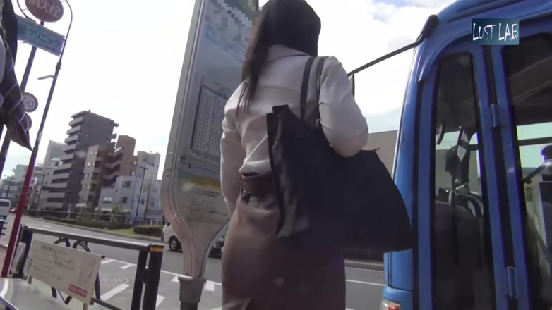 Lust lab: Crowded Bus Chaos. Her Lifted Miniskirt and Tight Curves Drive...