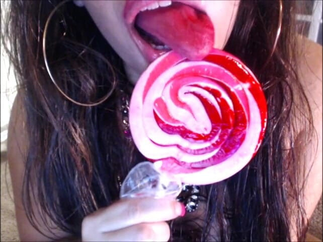 Carmita Bonita: Lucious Lips on Lollipop