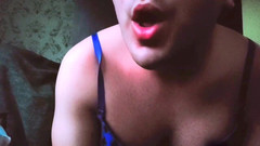 Kitty_Cross: Tančí v temnotě roztomilá sexy ladyboy crossdresser kočička