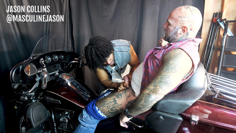 MasculineJason - Jason Collins: Je baise Tony Genius sur ma Harley en fumant un...