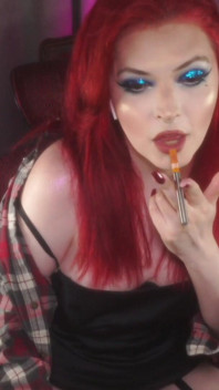 TS Bitch Smoking