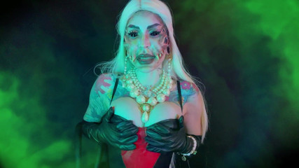 Baal Eldritch: Obětující kolébka: šukání nové generace pavoucích – transformace pohlaví