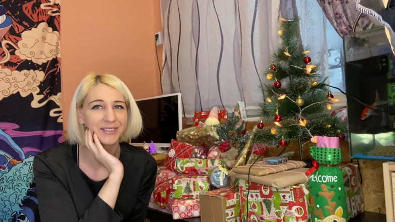 Cuteblonde666: Hurry and jerk it to my hairy pussy JOI