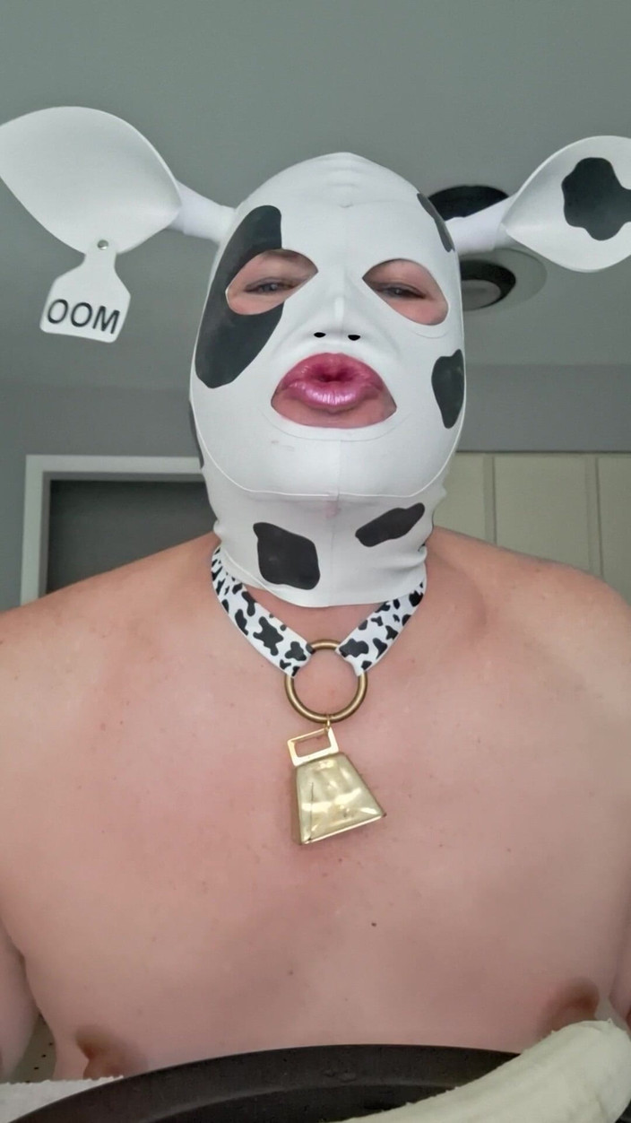 Victoria Lecherri: Голодная Голодная Догола!