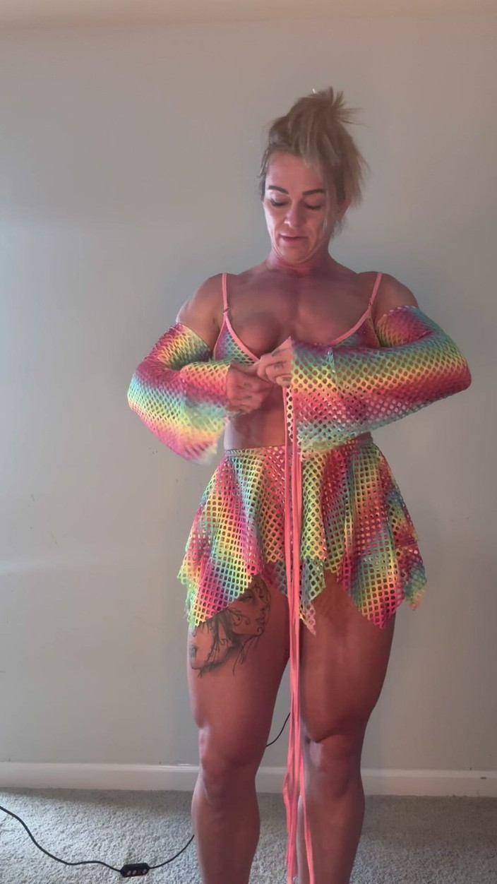 Simone Steele: Tantalizující zkouška se Simone Steele