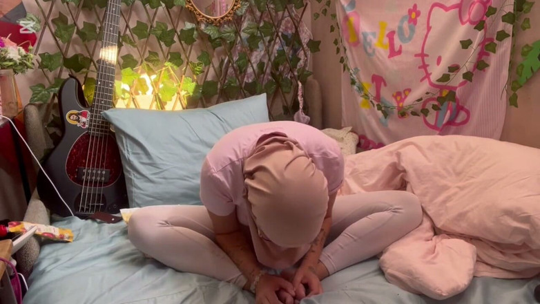 lanalovacutie: Yoga in Hijab Day 16