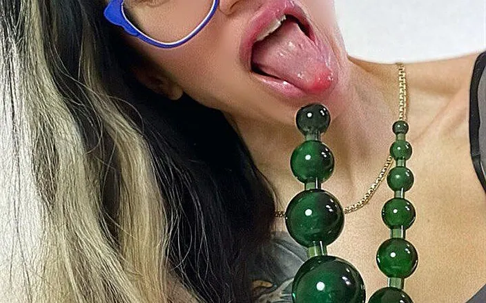 Julia domaina: DP Beads Playing, Pussy and Ass Double Penetration