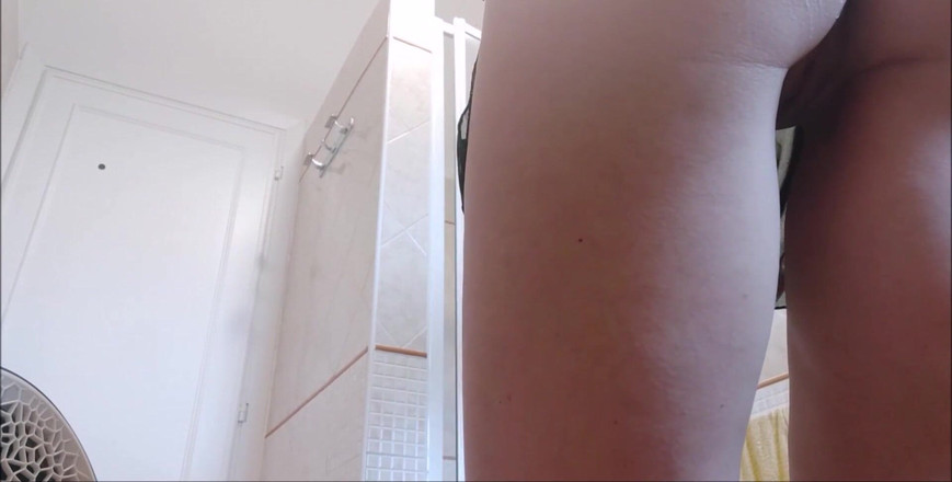 savannahamatoriale: Se necesita luz fuerte para controlar claramente la vulva y...