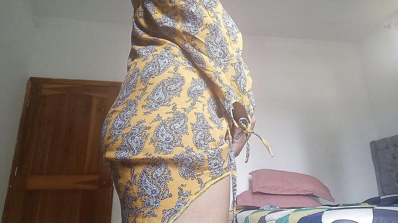 PATY PATY: Беги со мной!! Мексиканская брюнетка раздевается и мастурбирует, пока говорит все возбужденные