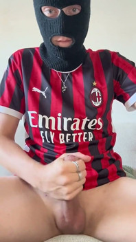 Geile ac mailand fußball-bruder schießt ladung