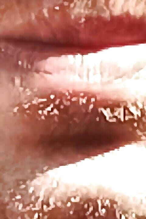 Gangbang straight: Kongkek lubang mulut seksi segar solo