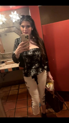Date Night Outfits Are Cute