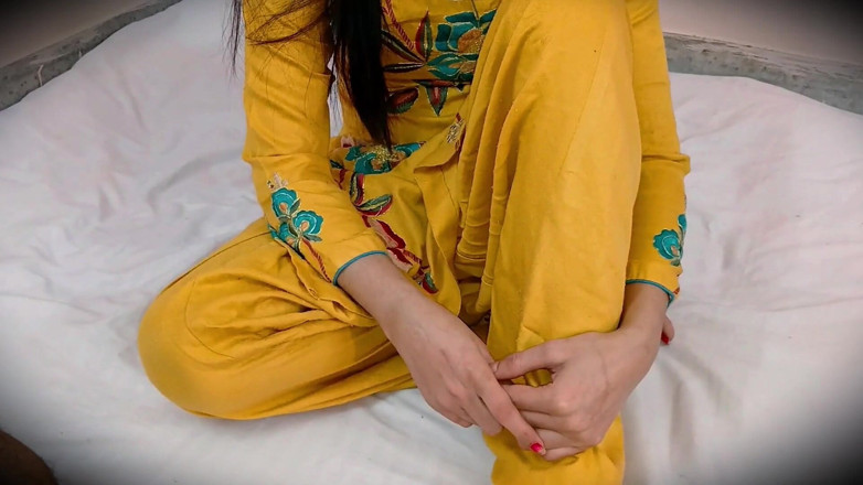 Desifilmy45: Mama vitregă văduvă Ki Tight Chut Ki Chudai