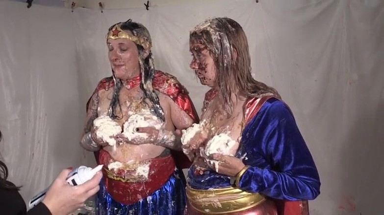 Gunked up girls: Jessica helps Lola and Jodie get clean after sploshing
