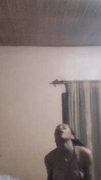 Thotie 19, nemůže se dočkat, až si vezme třídu Dick Aftet