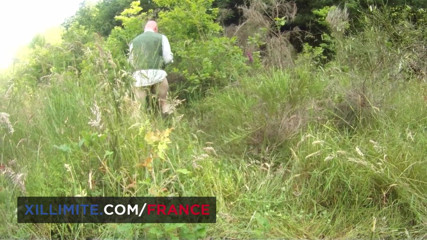 Made In France: La tettona bionda scopa con un ragazzo a caso