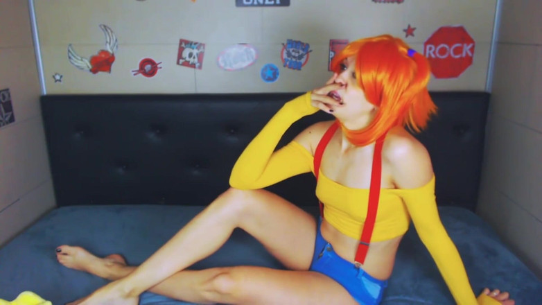 Candystart Videos: Cocu, je suis pleine de sperme. Avale-le.