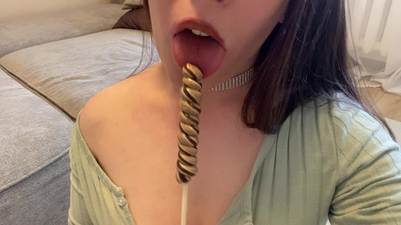 Mirallise: Wanted a Lollipop, Got a Dick! Big Cumshot in Mouth!