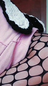 Trans kız devasa ejderha dildosuyla poposunu yok ediyor