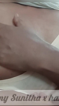 Yummy Sunitha's Tease - Soft Touch e Slow Reveal