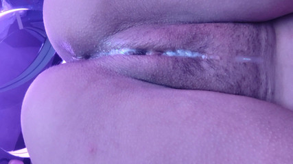 AngyAmazon: Мой муженек-куколд трахает меня раком и наполняет сливками так хорошо