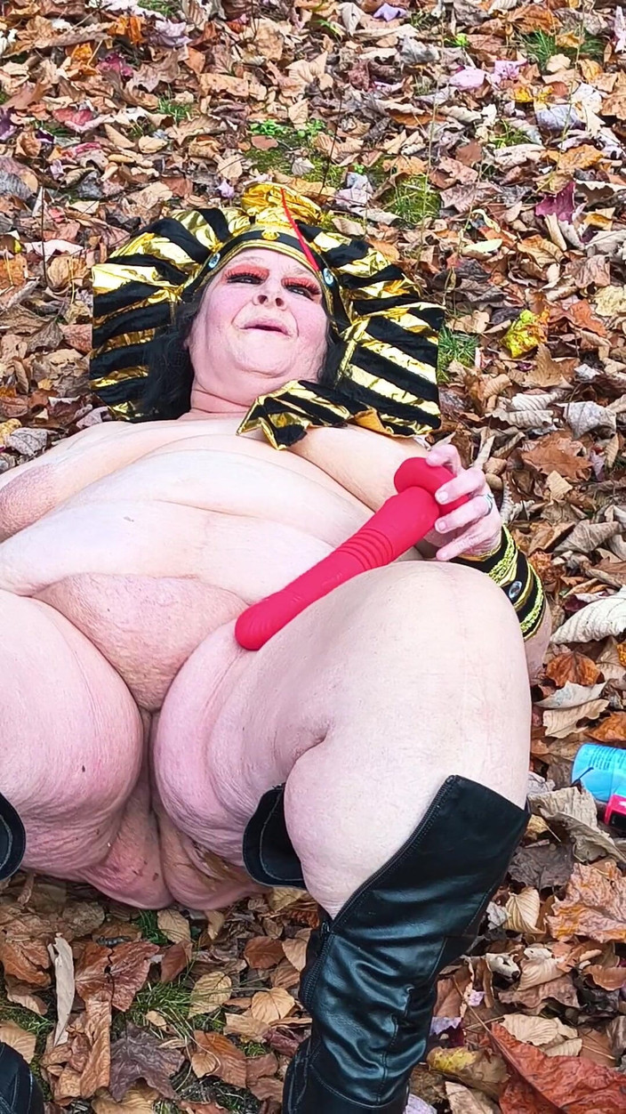 HerculesnVENUS: 外の指で葉を叩く 彼女は臭い