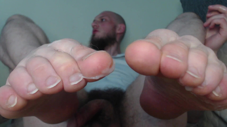 Hunky time: Piernas, polla gorda y esperma