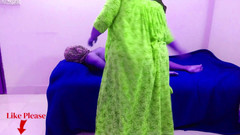 Aria Mia: 我的熟女热继母操了我！