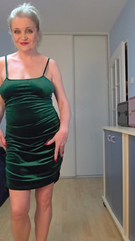 Striptease & Pants Pissing