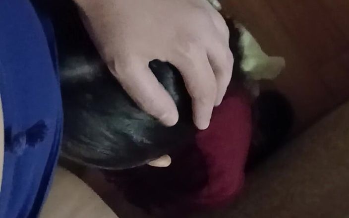 Lesbian-illusion: Am apucat-o de păr și am futut-o în gură