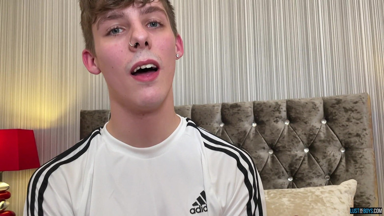 Lust for boys: Leo é fodido em gangue - parte 1
