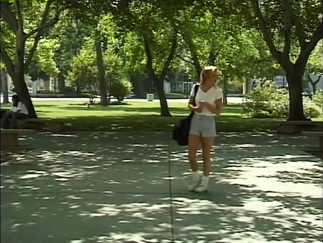 Heatwave Porn: Kelly The Coed，第3部分