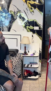 สาวใช้ที่ทำพิเศษกับเจ้านาย ดูดหีคุณนายแล้วยัดหีให้เจ้านายหนังโป๊