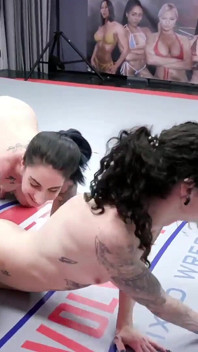Lydia Black Vs Sheena Rose 여성 레슬링