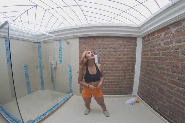 VR Latina: Fitness Freak Fun