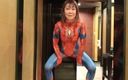 Mayumi Kanzaki: スパイダーウーマンコスチューム