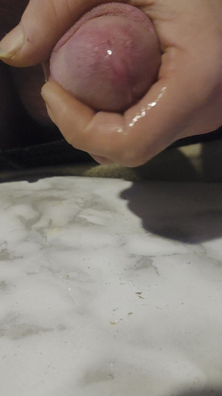 Bigshot: Marmeren tafel geschoten