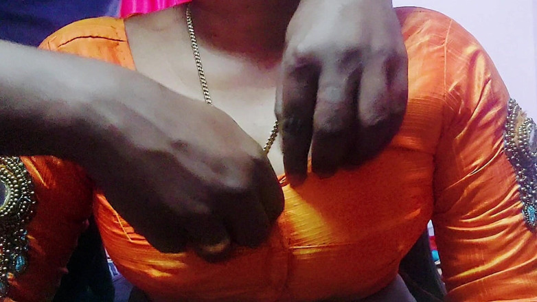 Desi Mohini: Ateşli öğretmen öğrencilerin babasıyla gerçek seks yapıyor