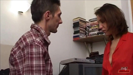 Vere Casalinghe Italia.: The house of porn they exchange oral sex live