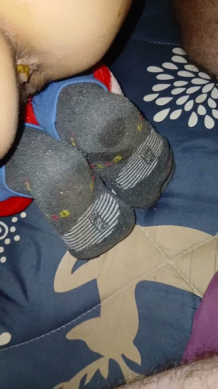 Thai Milf: Asijská amatérka dostane její těsný zadek rimmed