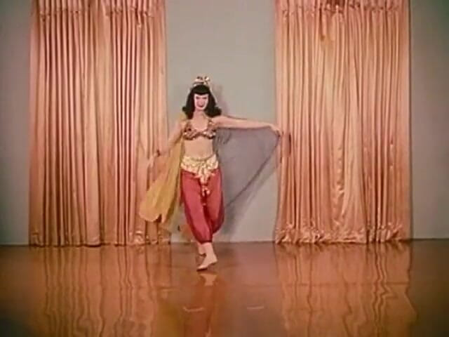 Vintage Usa: คอมไพล์. เต้นยั่วยวนและต่อยกันของสาวมาร์คิววินเทจสุดเซ็กซี่ (ไม่มีเสียงพูดแต่มีเพลง)