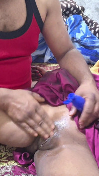 Applying Coconut Oil to Fuck Stepsister's Pussy with Thick Cock