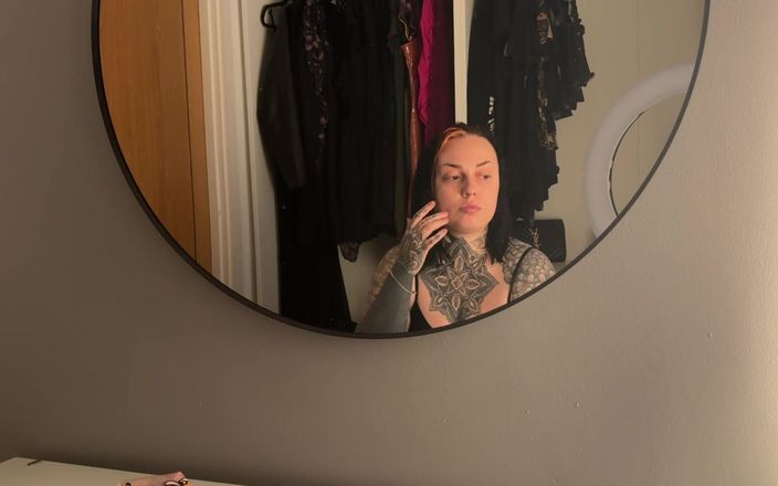Miss Valentina: Eu me apronto, você é ignorado